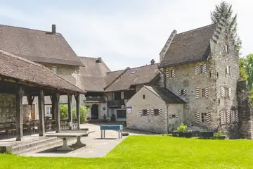Kinder im Englisch-Feriencamp – Standbild aus einem Camp-Tag