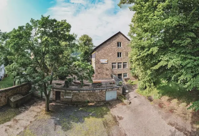 Außengelände der Jugendherberge Rotenburg