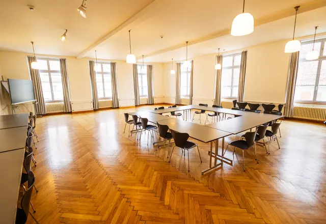 Heller Saal für die Proben