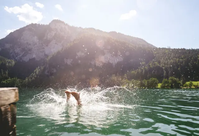 Sprung in den Gleinkersee